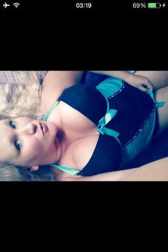 Boobies852 aus Nordrhein-Westfalen,Deutschland